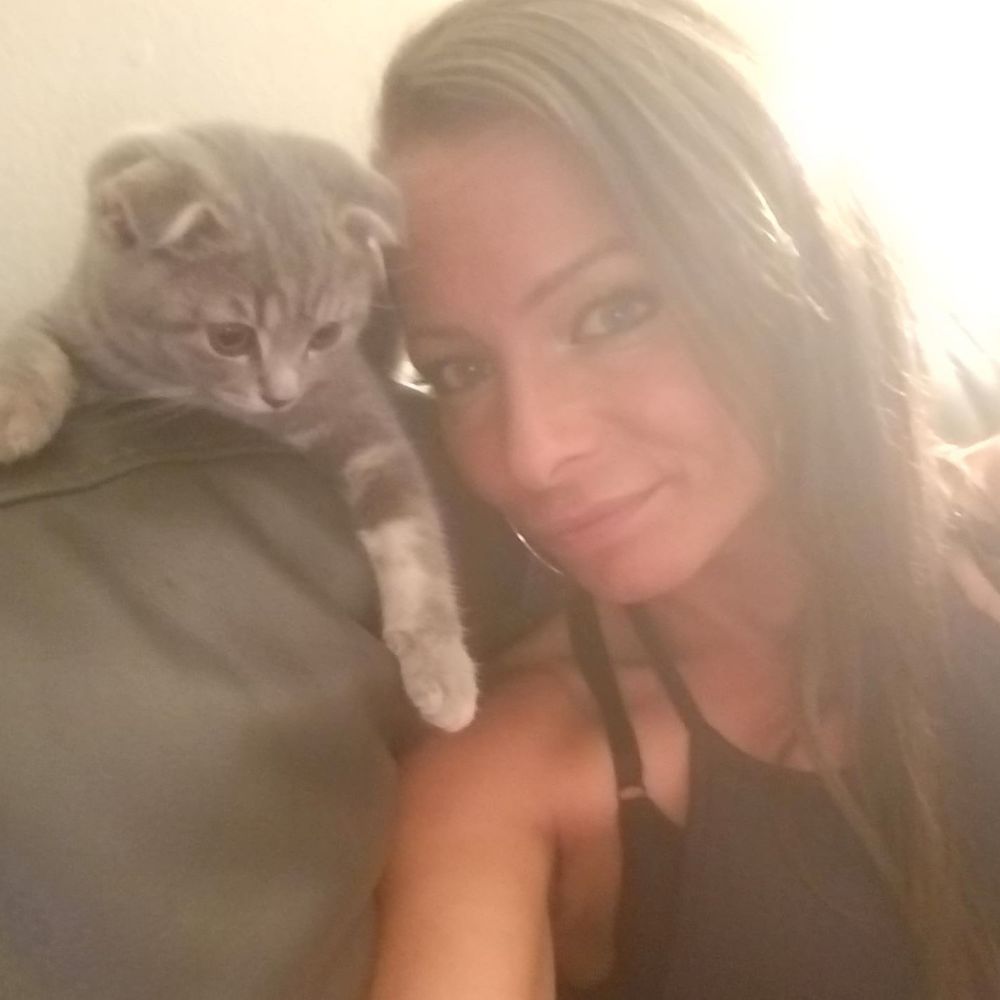 Meet your Posher, Agi